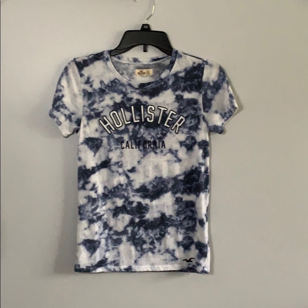 Blue and white tie dye t-shirt